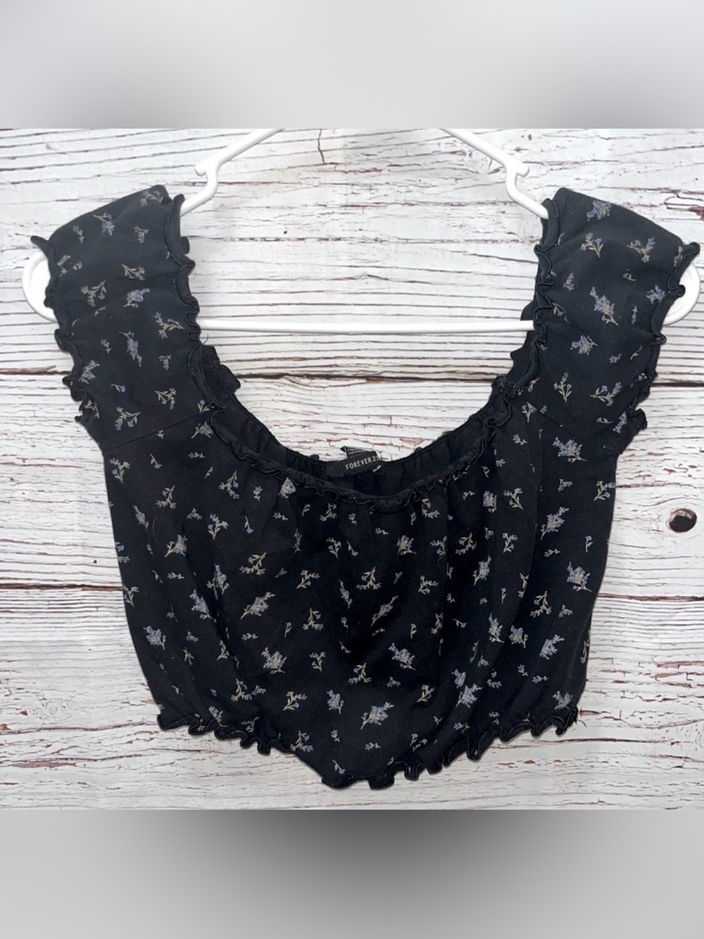 Forever 21 Black Cropped Floral Off The Shoulder Top